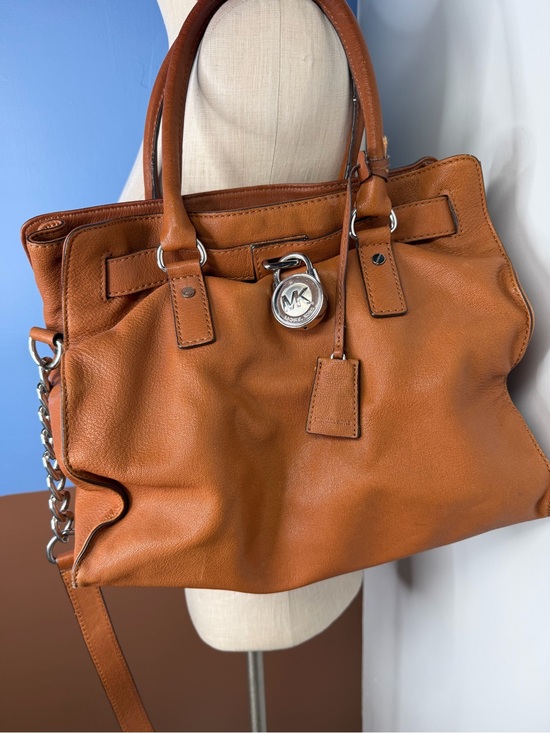 Handbags - Michael Kors Tan Leather Handbag
TLC